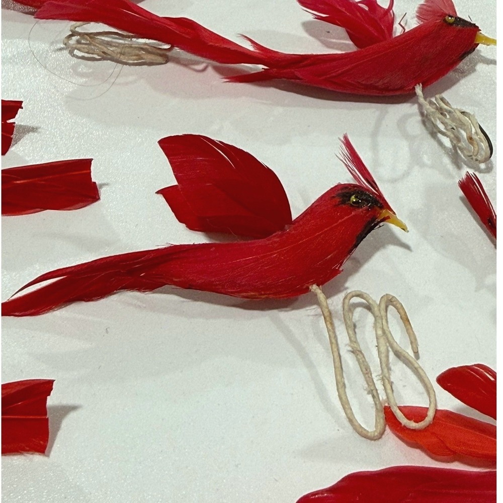Vintage Flocked Feather Red Bird Cardinals Ornaments Floral Picks Lot of 32 C95 - Picture 5 of 10
